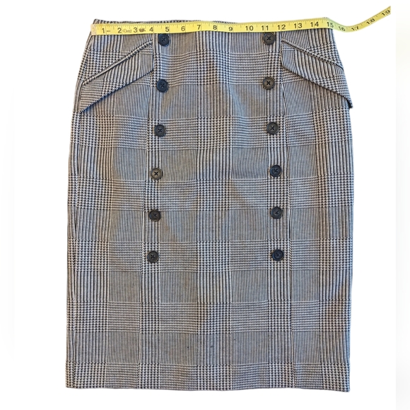 CALVIN KLEIN | Double-Button Pencil Skirt Size (6) - Picture 7 of 12